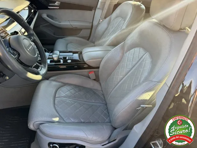 Audi A8 50 TDI 3.0 quattro Fari Full Led R.Lega 19