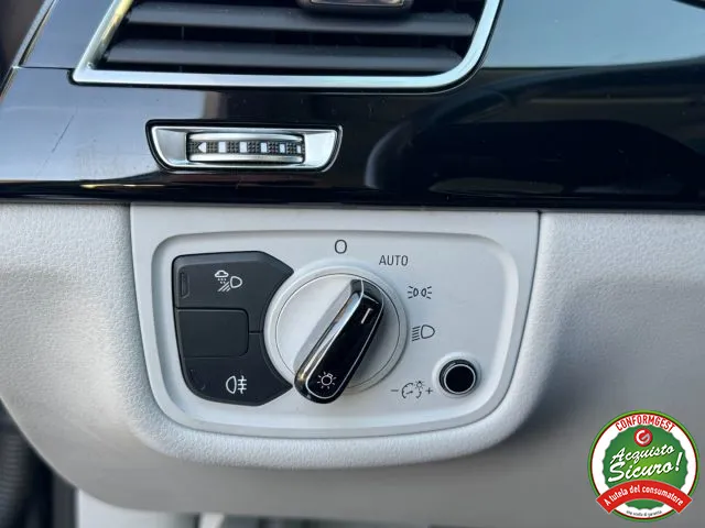 Audi A8 50 TDI 3.0 quattro Fari Full Led R.Lega 19
