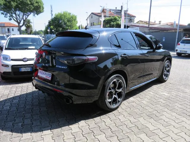 Alfa Romeo Stelvio Stelvio 2.2 T.diesel 210CV AT8 Q4 Veloce - Foto 5