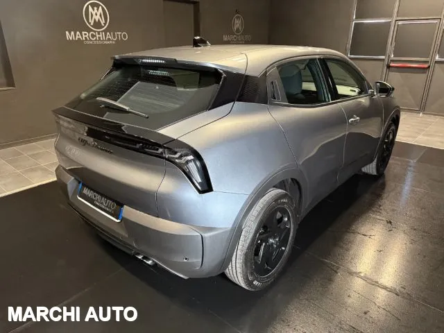Alfa Romeo Junior 1.2 145 CV Hybrid eDCT6 - Foto 5