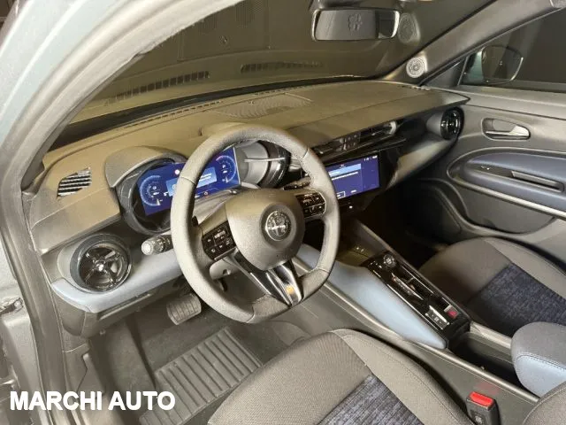 Alfa Romeo Junior 1.2 145 CV Hybrid eDCT6 - Foto 10