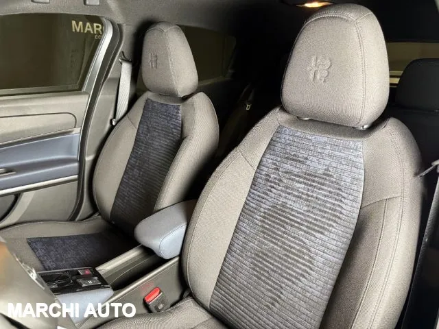 Alfa Romeo Junior 1.2 145 CV Hybrid eDCT6 - Foto 11