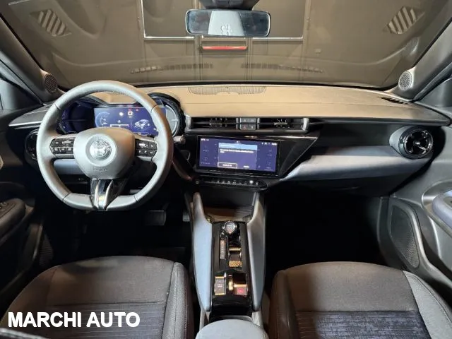 Alfa Romeo Junior 1.2 145 CV Hybrid eDCT6 - Foto 13