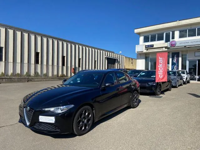 Alfa romeo giulia - dettaglio 1