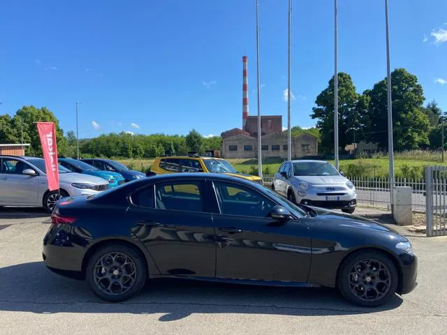 Alfa romeo giulia - dettaglio 4