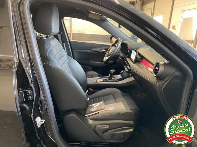 Alfa Romeo Tonale 1.5 160 CV MHEV TCT7 Ti - Foto 10