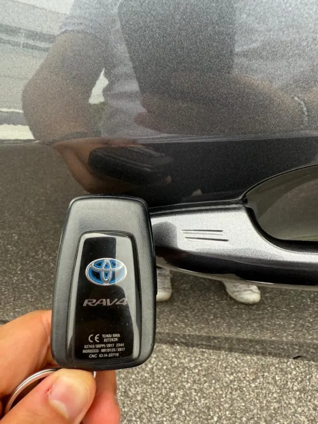 Toyota RAV 4 2.5 HV 222CV E-CVT AWD-i Style BLACK PACK-LED-NAVI - Foto 7