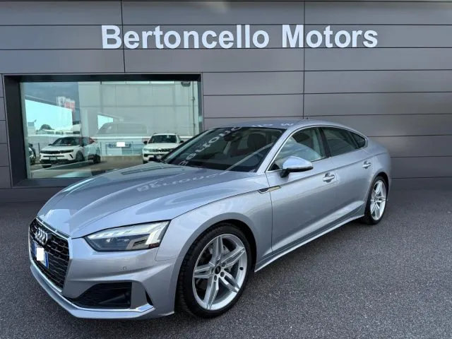 Audi A5 SPB 40 TDI S-TRONIC 204cv SPORT 19