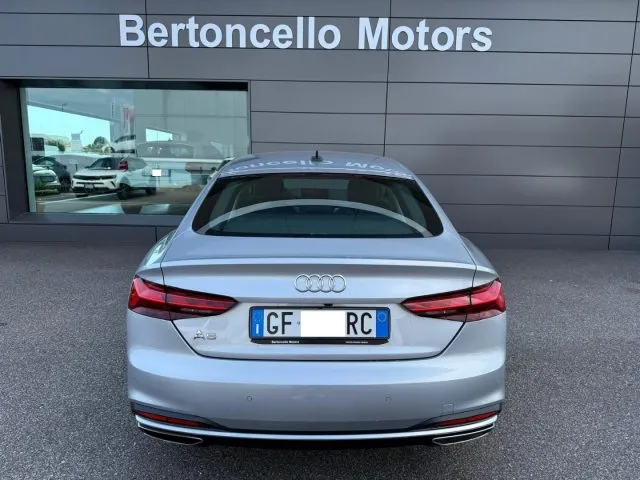 Audi A5 SPB 40 TDI S-TRONIC 204cv SPORT 19