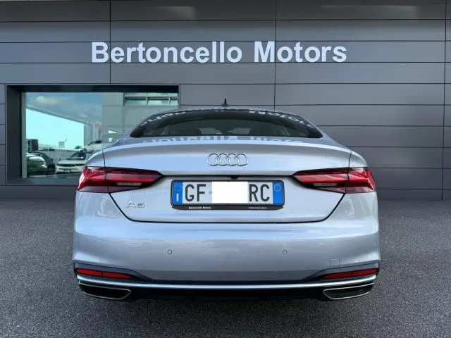 Audi A5 SPB 40 TDI S-TRONIC 204cv SPORT 19