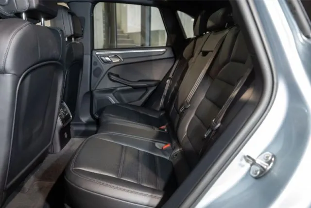 Porsche macan - dettaglio 32