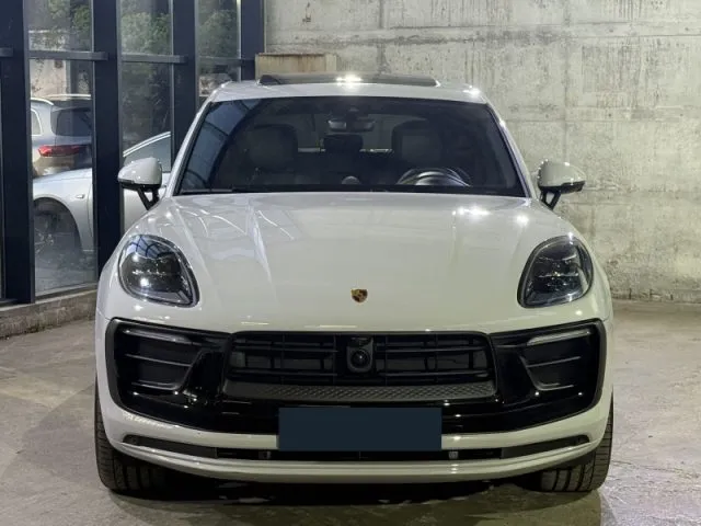 Porsche macan - dettaglio 7