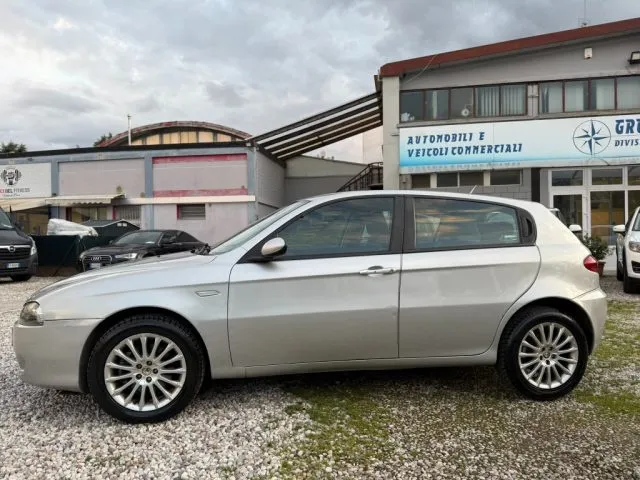 Alfa Romeo 147 147 1.9 JTD 120 CV 5p. Progression - Foto 3