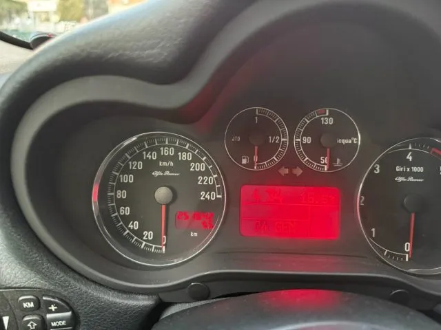 Alfa Romeo 147 147 1.9 JTD 120 CV 5p. Progression - Foto 11