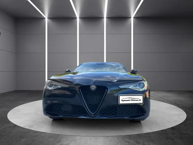 Alfa Romeo Giulia 2.2 Turbodiesel 160 CV AT8 Super - Foto 2