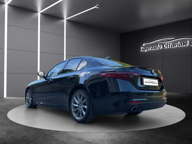 Alfa Romeo Giulia 2.2 Turbodiesel 160 CV AT8 Super - Foto 4