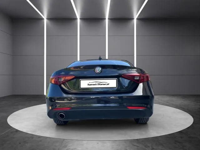 Alfa Romeo Giulia 2.2 Turbodiesel 160 CV AT8 Super - Foto 5