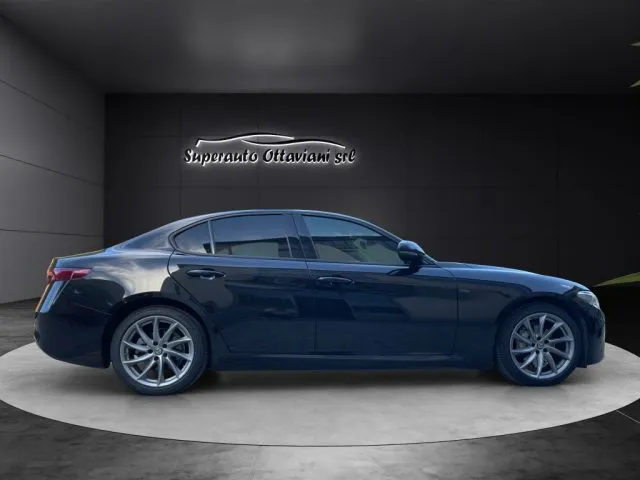 Alfa Romeo Giulia 2.2 Turbodiesel 160 CV AT8 Super - Foto 7