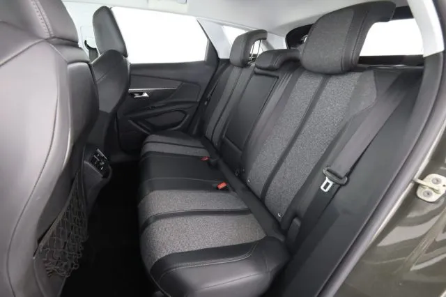 Peugeot 3008 3008 BlueHDi 120 S&S EAT6 Allure - Foto 4