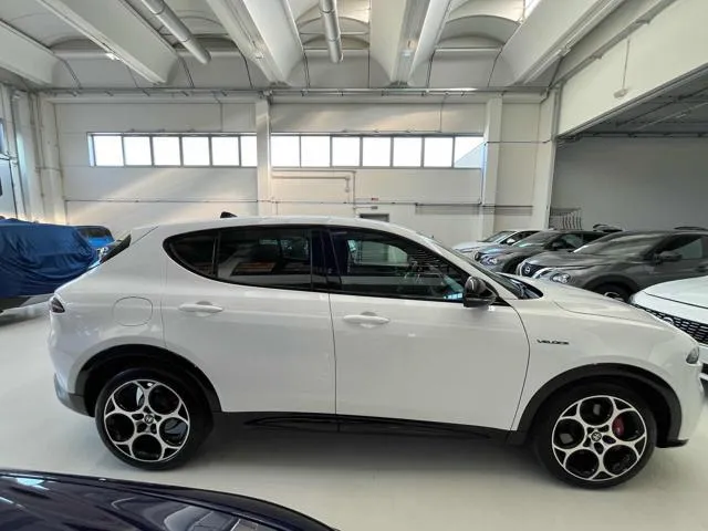 Alfa Romeo Tonale 1.5 160cv MHEV TCT7 Veloce - Foto 7