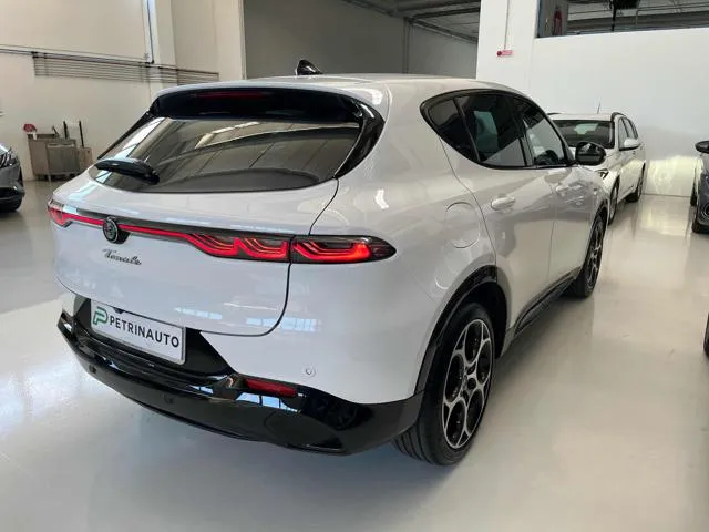Alfa Romeo Tonale 1.5 160cv MHEV TCT7 Veloce - Foto 8