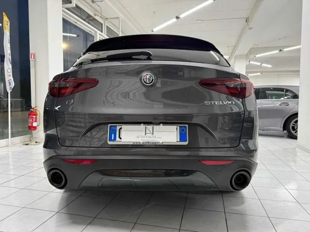 Alfa Romeo Stelvio Stelvio 2.2 T.diesel 190CV AT8 Q4 Sprint - Foto 5