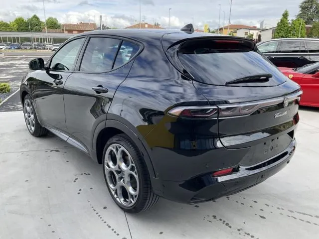 Alfa Romeo Tonale 1.5 160 CV MHEV TCT7 Veloce - Foto 10