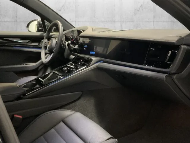 Porsche panamera - dettaglio 8