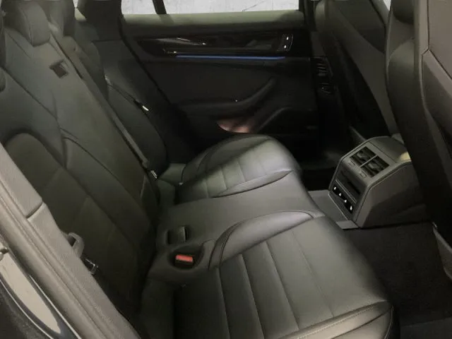 Porsche panamera - dettaglio 15