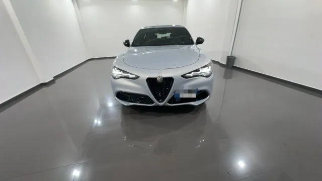 Alfa Romeo Stelvio Stelvio 2.2 T.diesel 210CV AT8 Q4 Sprint - Foto 2