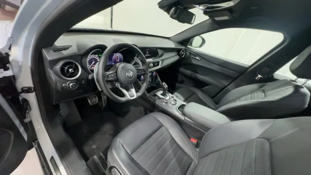 Alfa Romeo Stelvio Stelvio 2.2 T.diesel 210CV AT8 Q4 Sprint - Foto 9