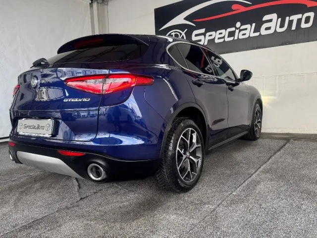 Alfa Romeo Stelvio Stelvio 2.2 T.diesel 210 CV AT8 Q4 Sp.Ed - Foto 12