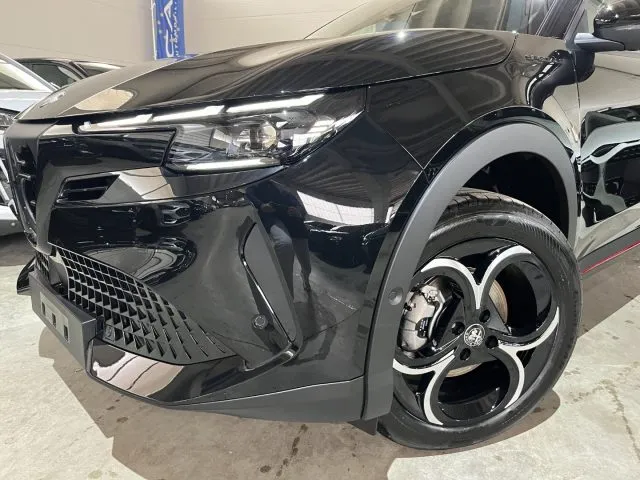 Alfa Romeo Junior 1.2 136CV Hybrid eDCT6 Speciale +TECHNO/LED MATRIX - Foto 4