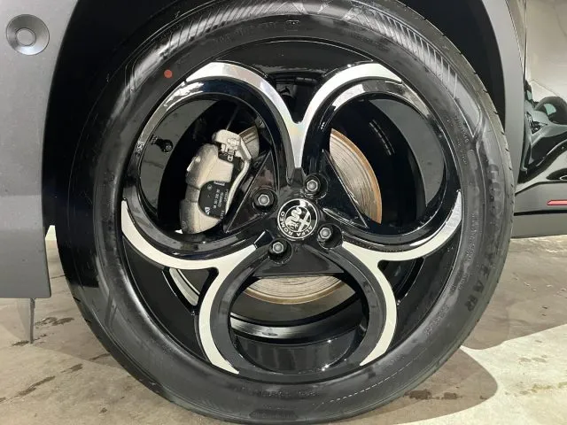 Alfa Romeo Junior 1.2 136CV Hybrid eDCT6 Speciale +TECHNO/LED MATRIX - Foto 8