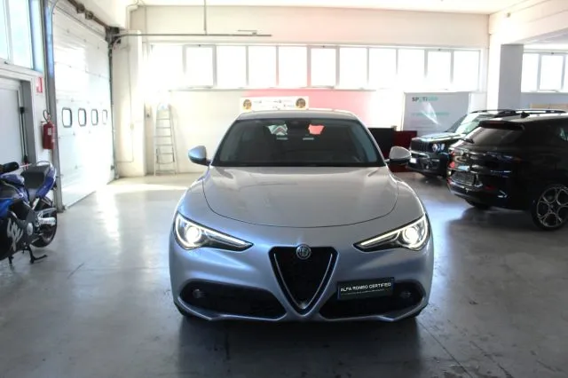 Alfa Romeo Stelvio Stelvio 2.2 T.diesel 160CV AT8 RWD - Foto 2