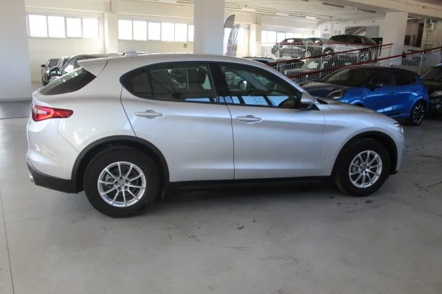 Alfa Romeo Stelvio Stelvio 2.2 T.diesel 160CV AT8 RWD - Foto 6