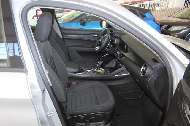 Alfa Romeo Stelvio Stelvio 2.2 T.diesel 160CV AT8 RWD - Foto 8
