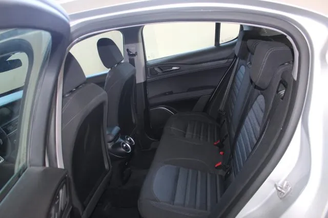 Alfa Romeo Stelvio Stelvio 2.2 T.diesel 160CV AT8 RWD - Foto 9