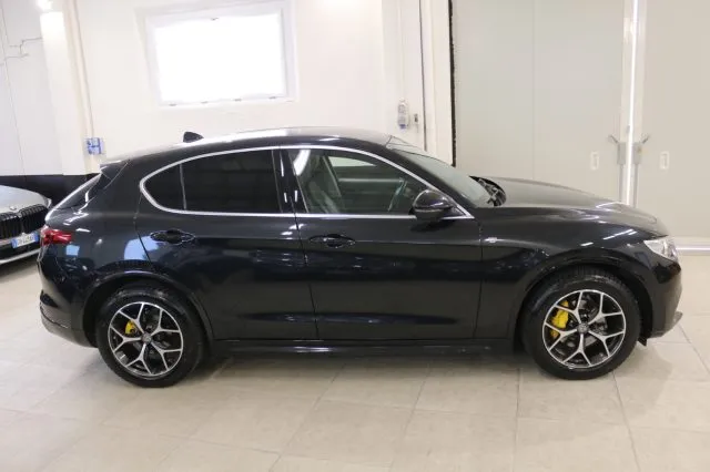 Alfa Romeo Stelvio Stelvio 2.2 T.diesel 210 CV AT8 Q4 Ti - Foto 7