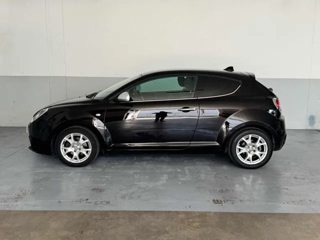 Alfa Romeo MiTo MiTo 1.4 T 120 CV GPL Distinctive - Foto 8
