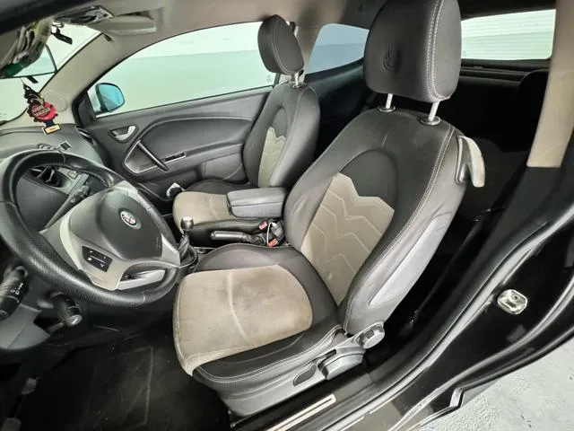 Alfa Romeo MiTo MiTo 1.4 T 120 CV GPL Distinctive - Foto 9