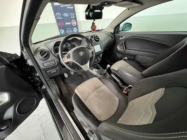 Alfa Romeo MiTo MiTo 1.4 T 120 CV GPL Distinctive - Foto 10