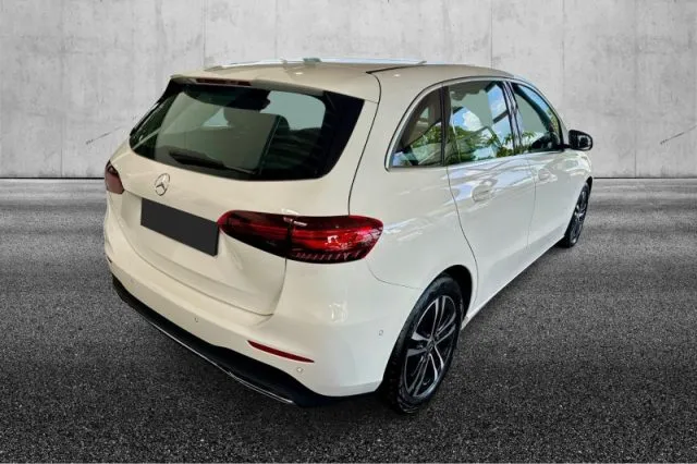 Mercedes-Benz B 180 d Automatic Advanced - Foto 3