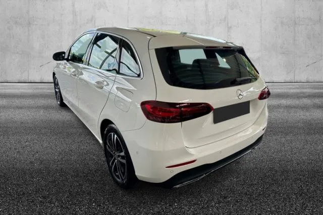 Mercedes-Benz B 180 d Automatic Advanced - Foto 4
