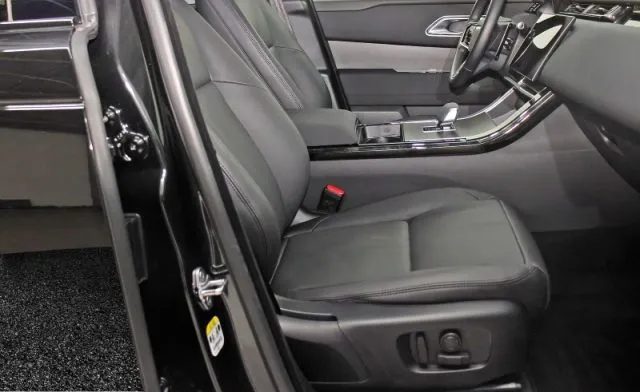 Land rover range rover velar - dettaglio 15