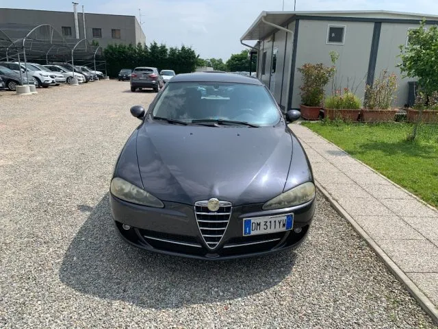 Alfa Romeo 147 147 1.9 JTD 120CV 5p. Murphy&Nye - Foto 2