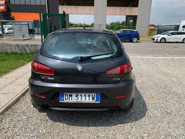 Alfa Romeo 147 147 1.9 JTD 120CV 5p. Murphy&Nye - Foto 6