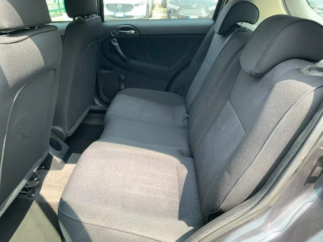 Alfa Romeo 147 147 1.9 JTD 120CV 5p. Murphy&Nye - Foto 10