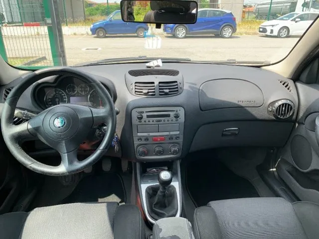 Alfa Romeo 147 147 1.9 JTD 120CV 5p. Murphy&Nye - Foto 11