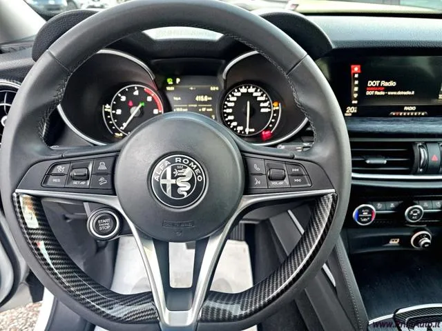 Alfa Romeo Stelvio Stelvio 2.2 T.diesel 160CV AT8 RWD Sp-T. - Foto 10